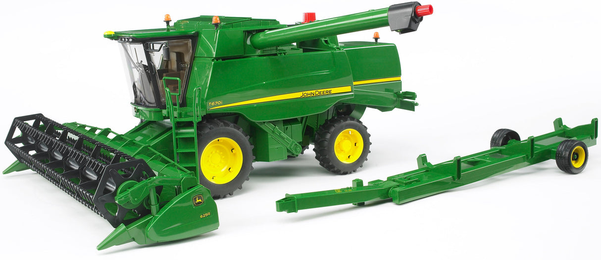 Bruder: John Deere Combine Harvester T670i
