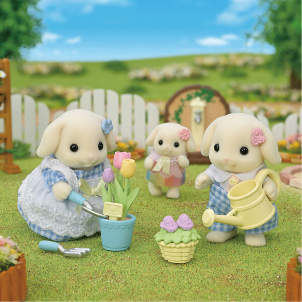 Sylvanian Families: Blossom Gardening Set - Flora Rabbit Sister & Brother