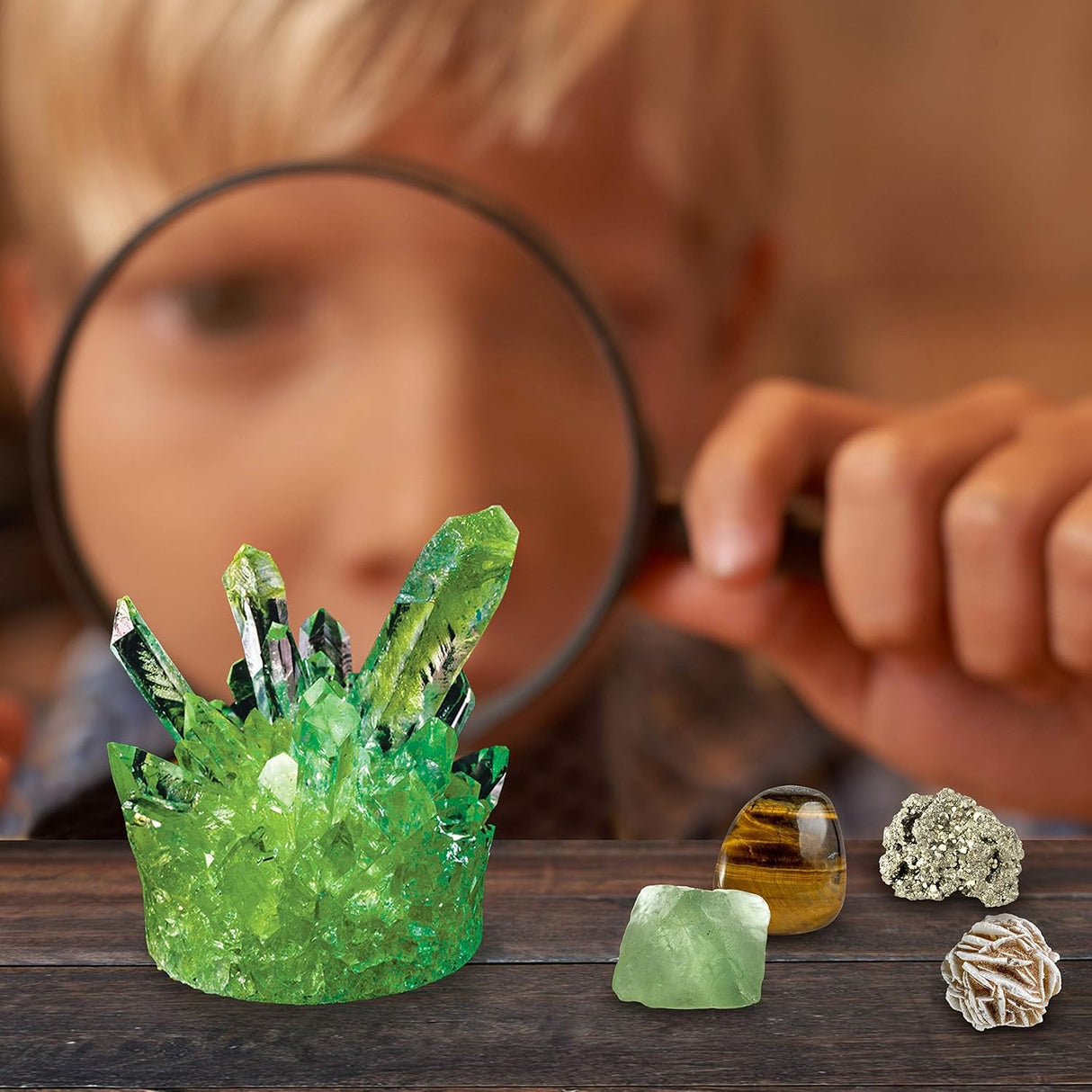 National Geographic Science Explorations: Mega Earth Science Kit