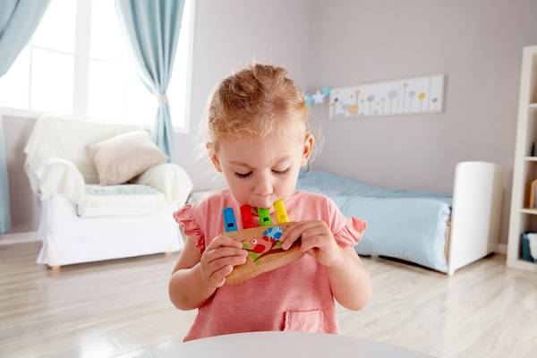 Hape: Rainbow Pan Pipe