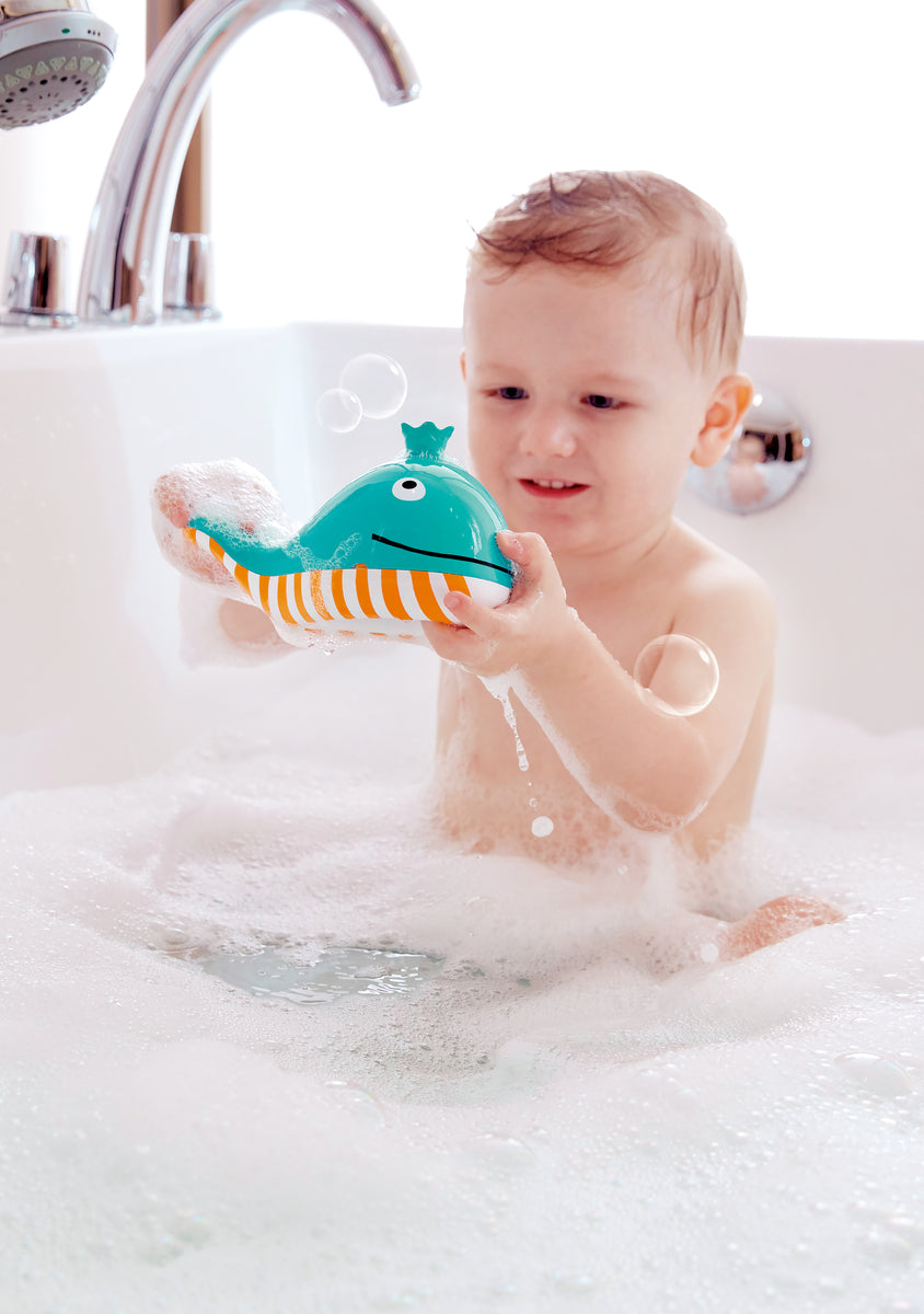 Hape: Bubble Blowing Whale