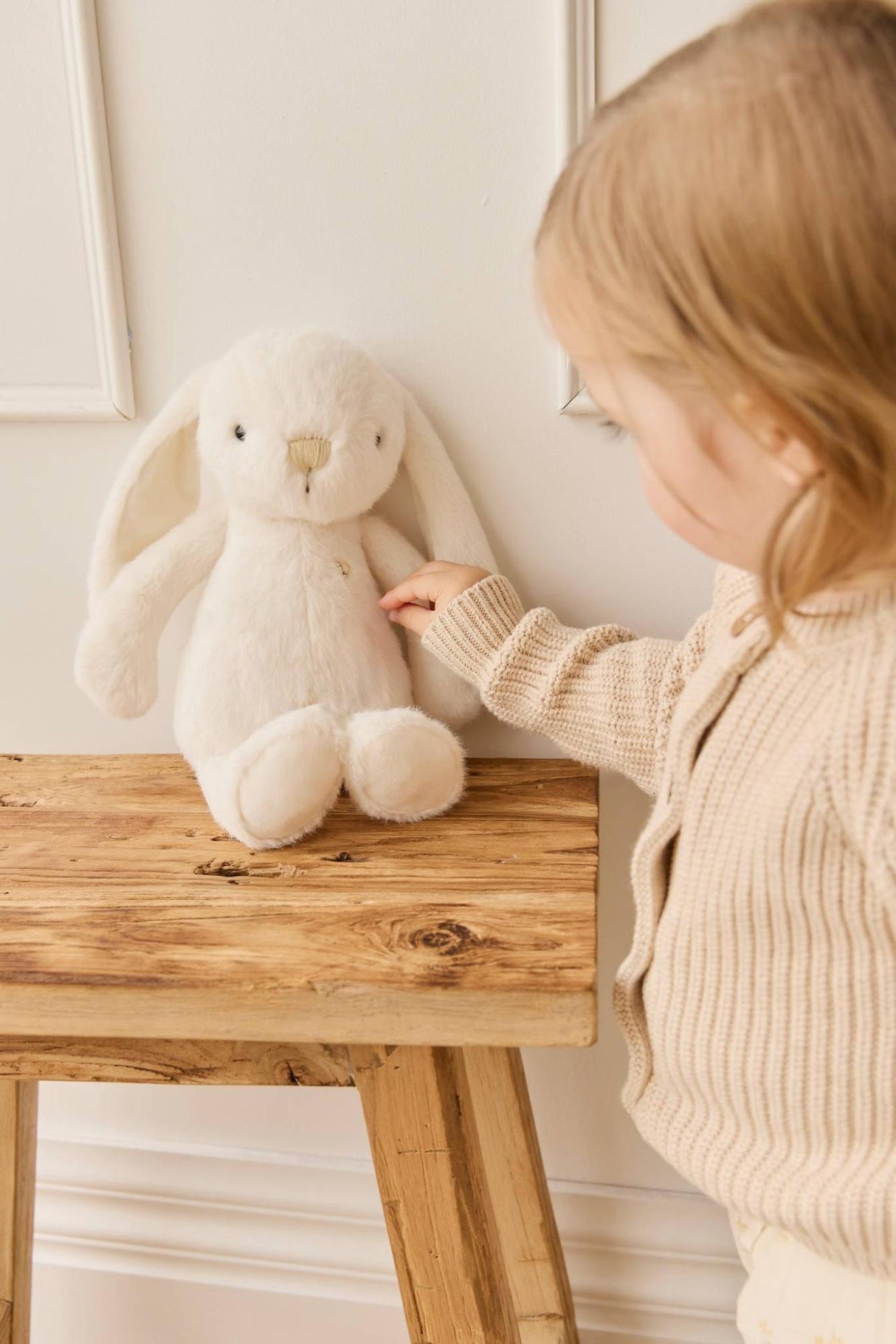 Snuggle Bunnies Penelope - Marshmallow (30cm)