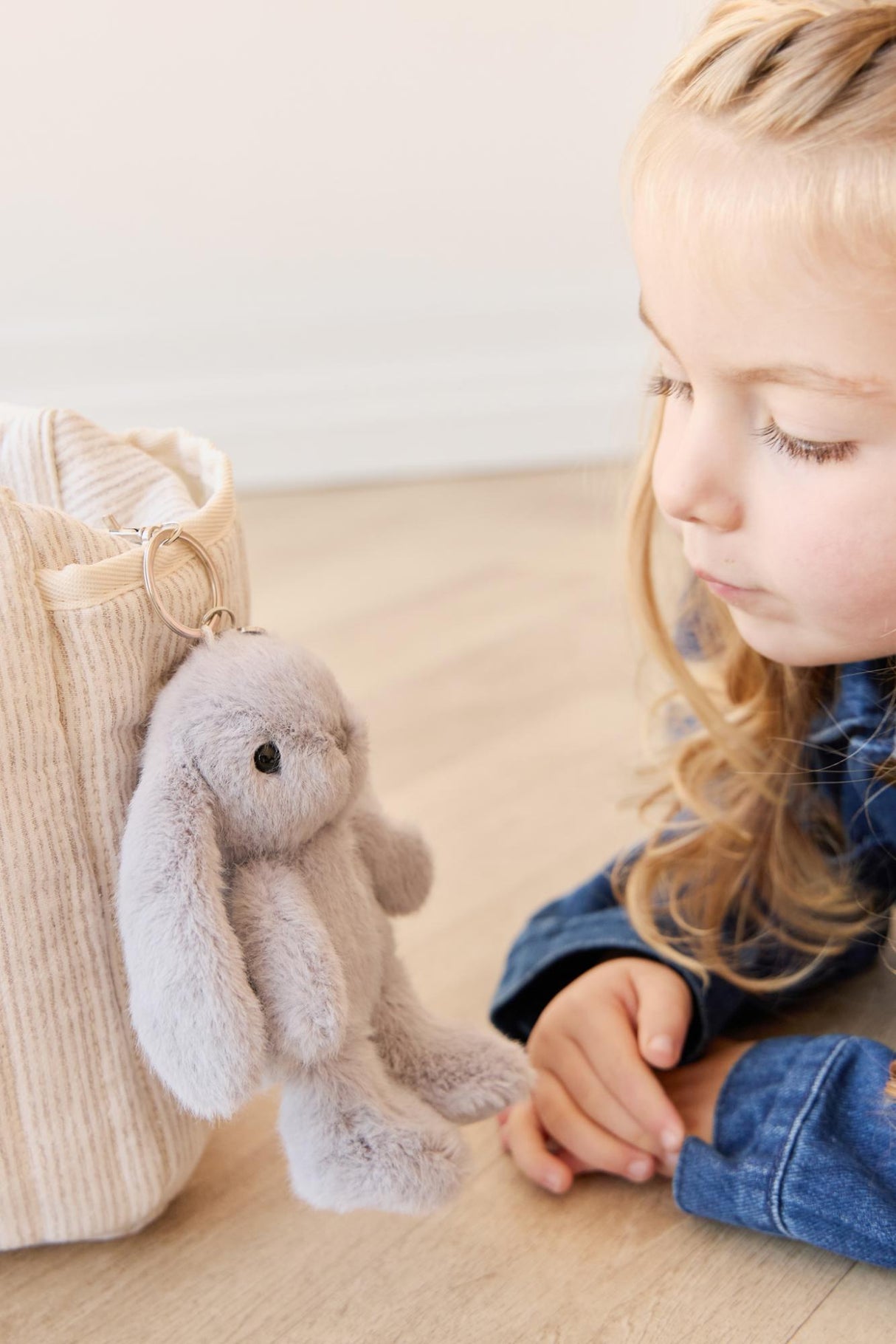 Snuggle Bunnies Penelope Key Charm - Silver (15cm)