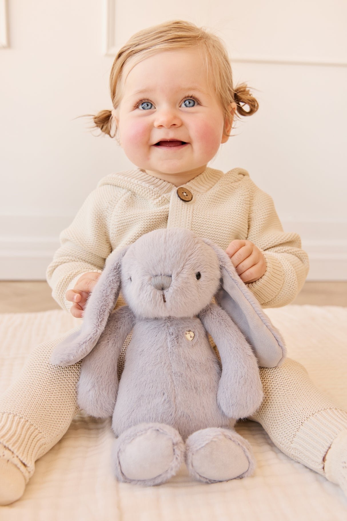 Snuggle Bunnies Penelope - Silver (30cm)