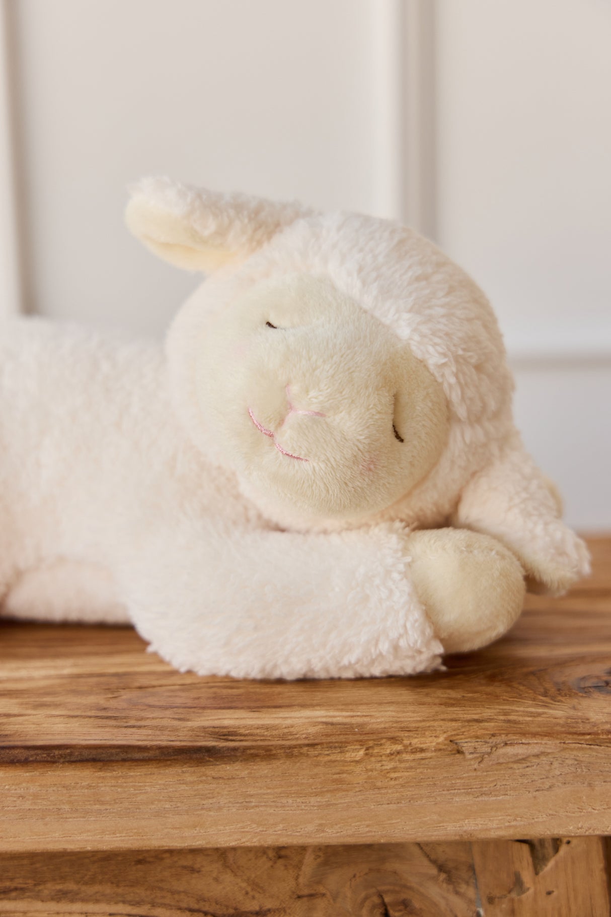Snuggle Bunnies Lambie