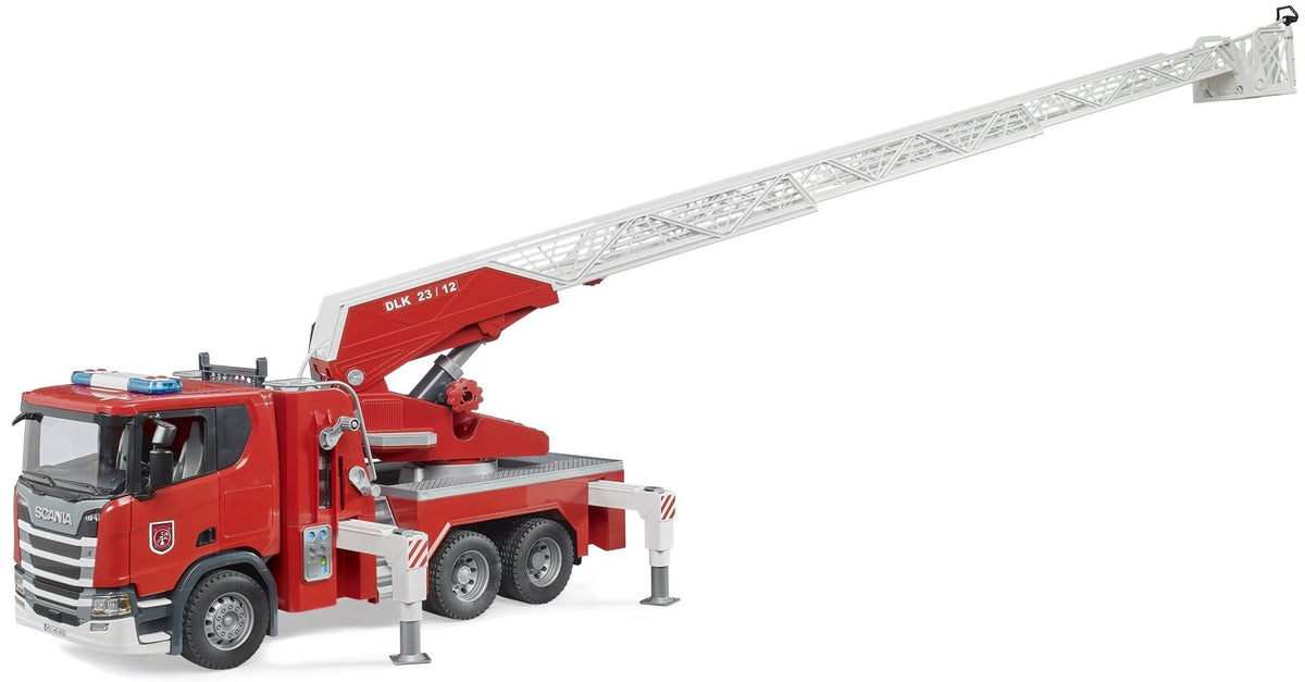Bruder: Scania Super 560R Fire Engine with Light & Sound Module