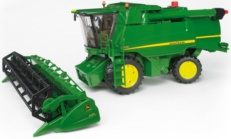 Bruder: John Deere Combine Harvester T670i