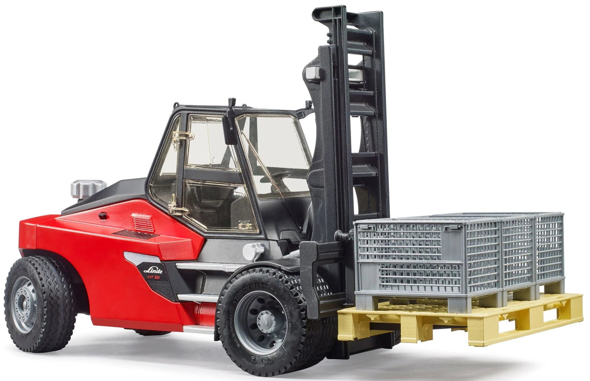 Bruder: Linde HT160 Fork Lift with Pallet & Pallet Cages