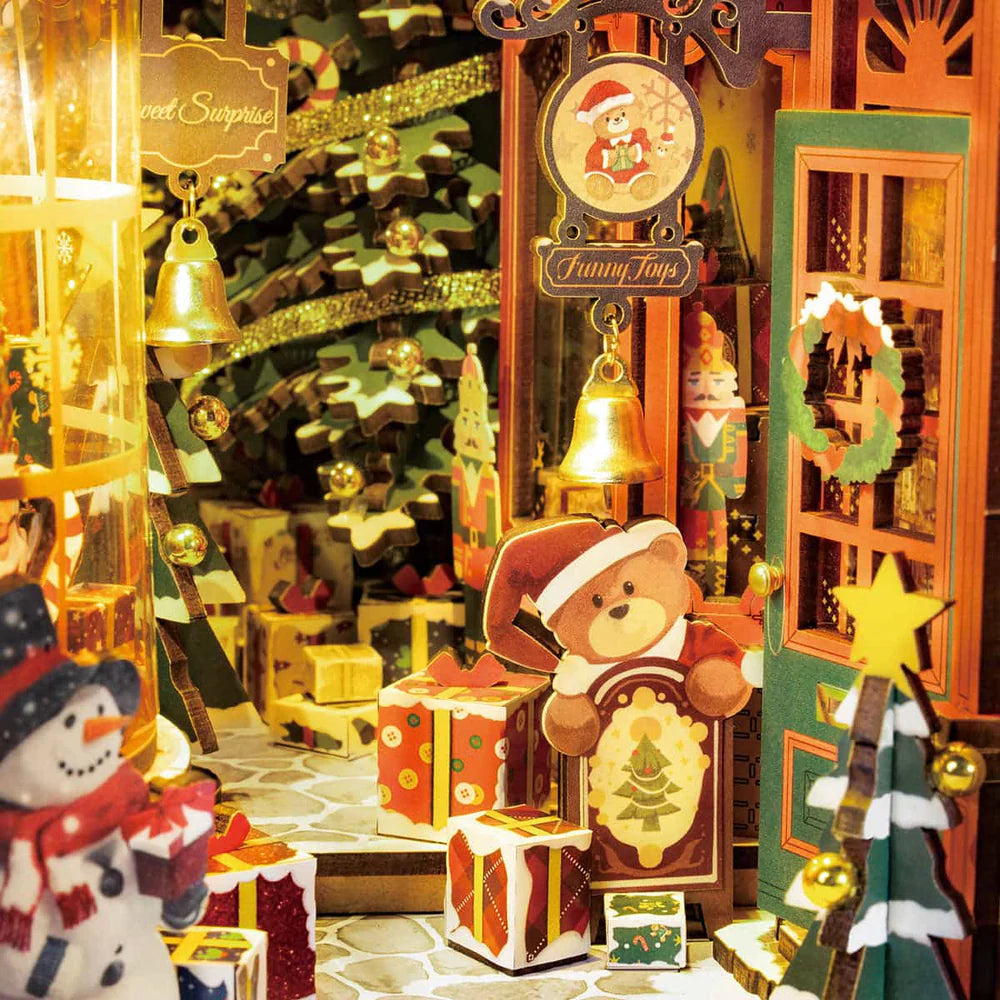 Rolife Christmas Street Book Nook DIY Miniature Puzzle - (TGC06)