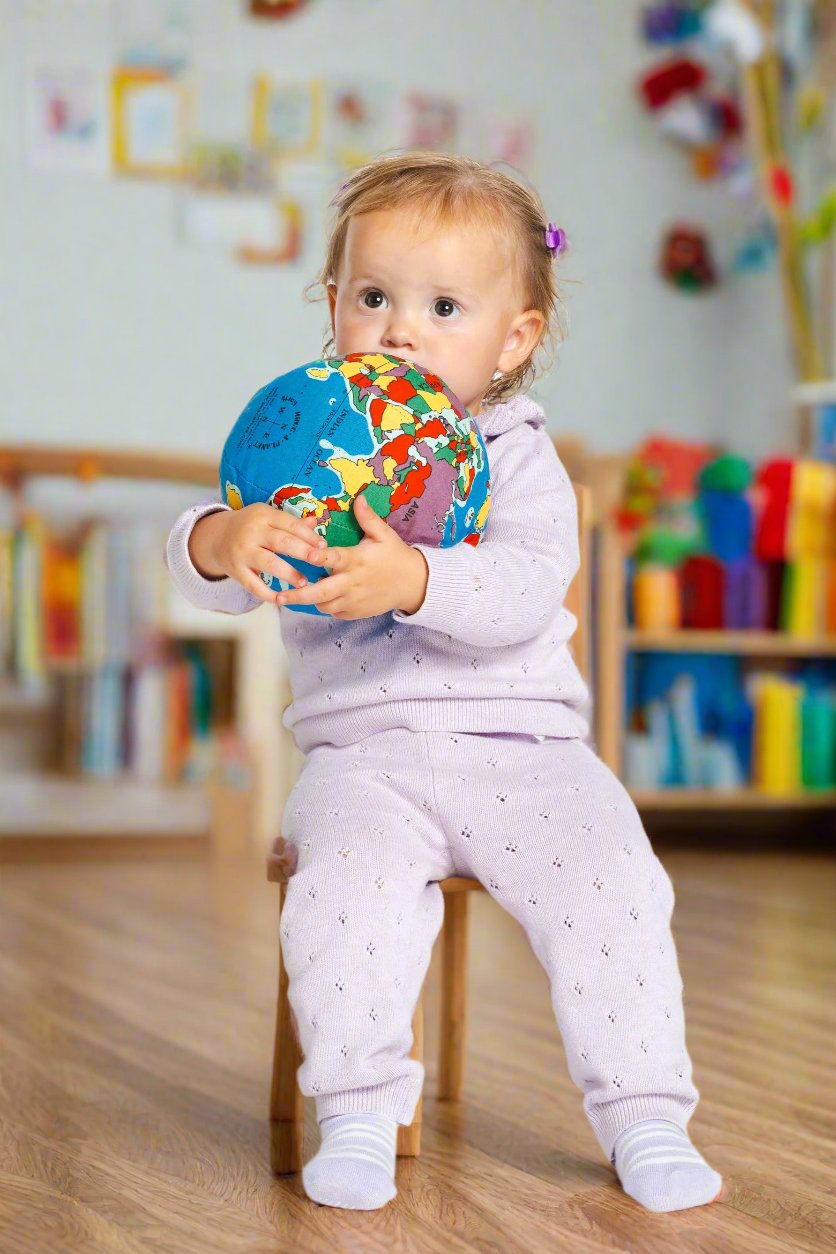 Baby Earth HUGG-A-PLANET