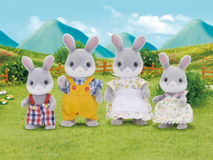 Sylvanian Families: Cottontail Rabbit Family