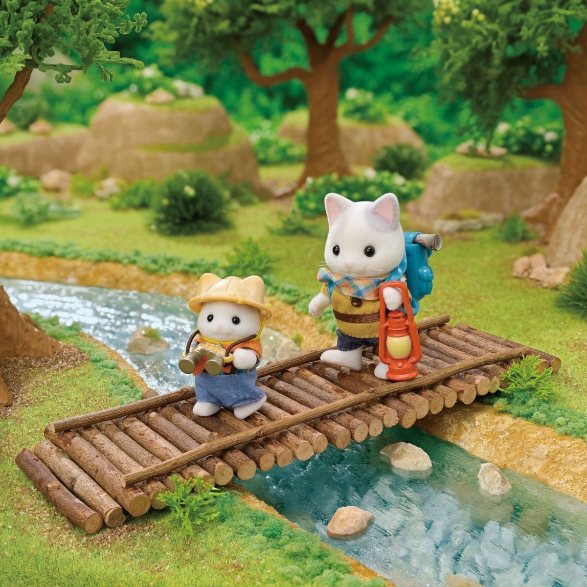 Sylvanian Families: Exciting Exploration Set - Latte Cat Brother & Baby