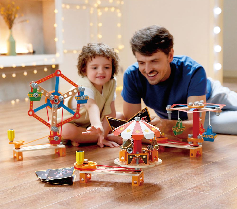Hape: Carnival Builder Set