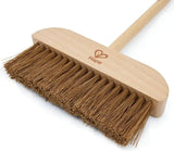 Hape: Yard Broom