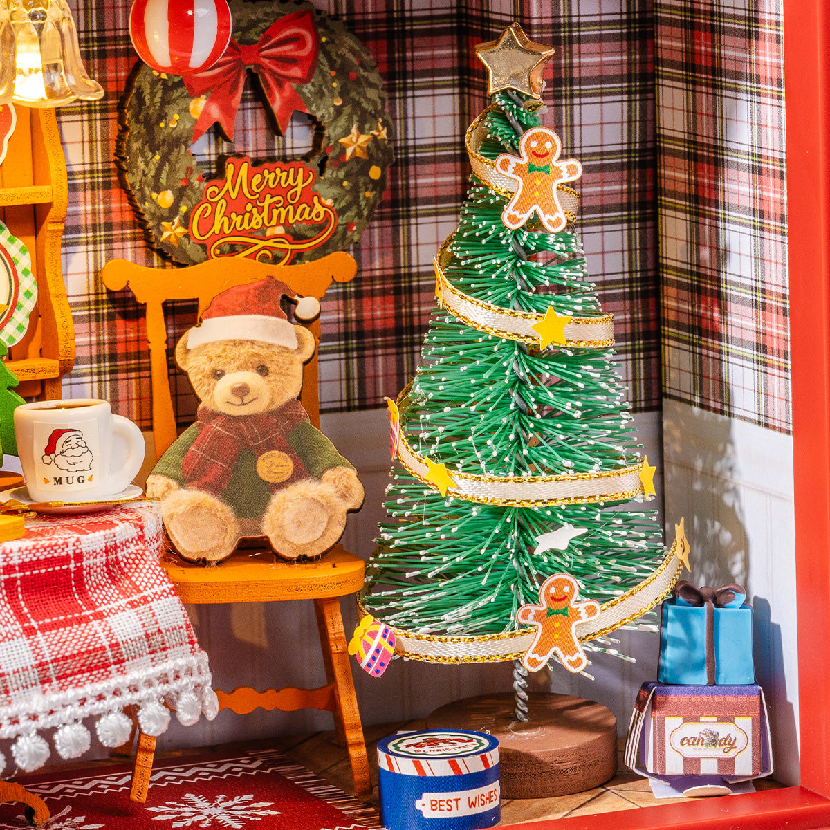 Rolife: Christmas Eve Party DIY Miniature Puzzle Kit - (DP005)