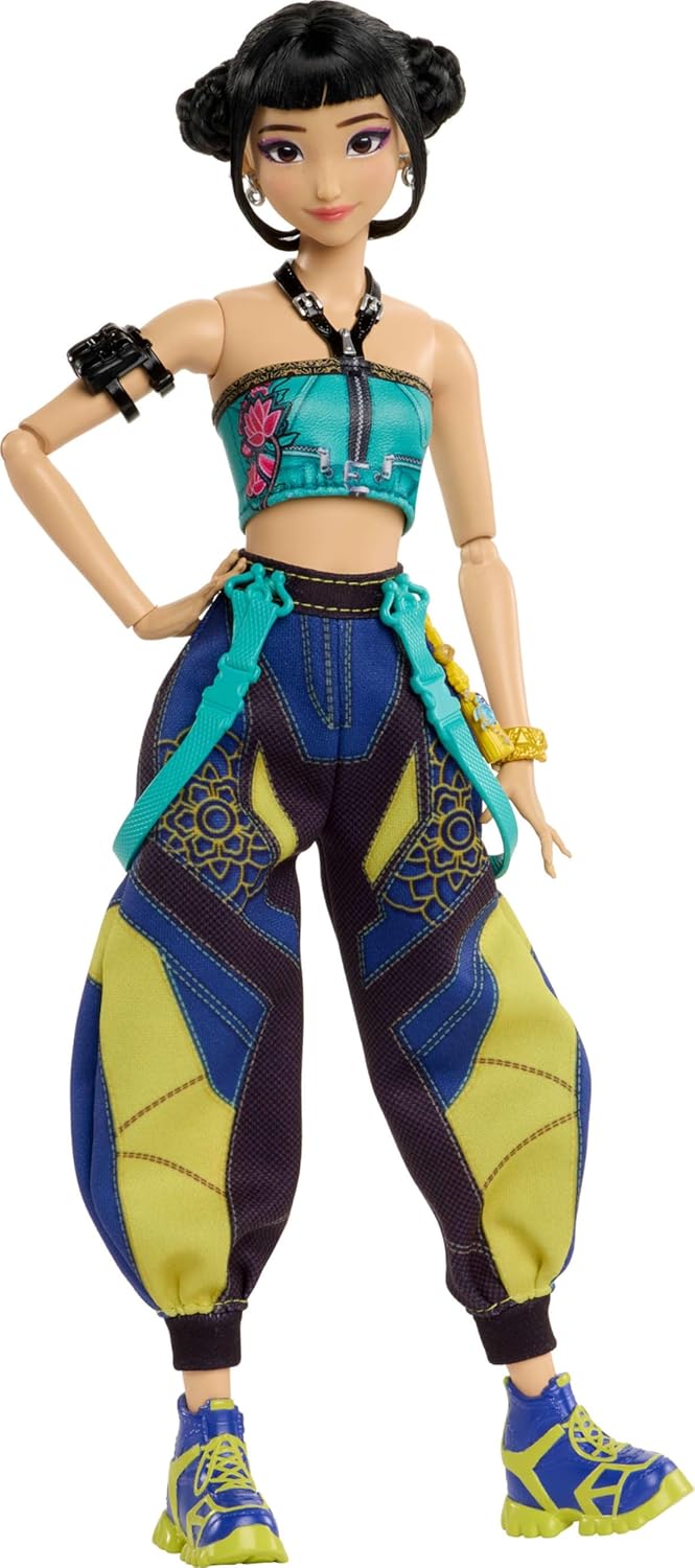 K-Pop Demon Hunters: Zoey Fashion Doll