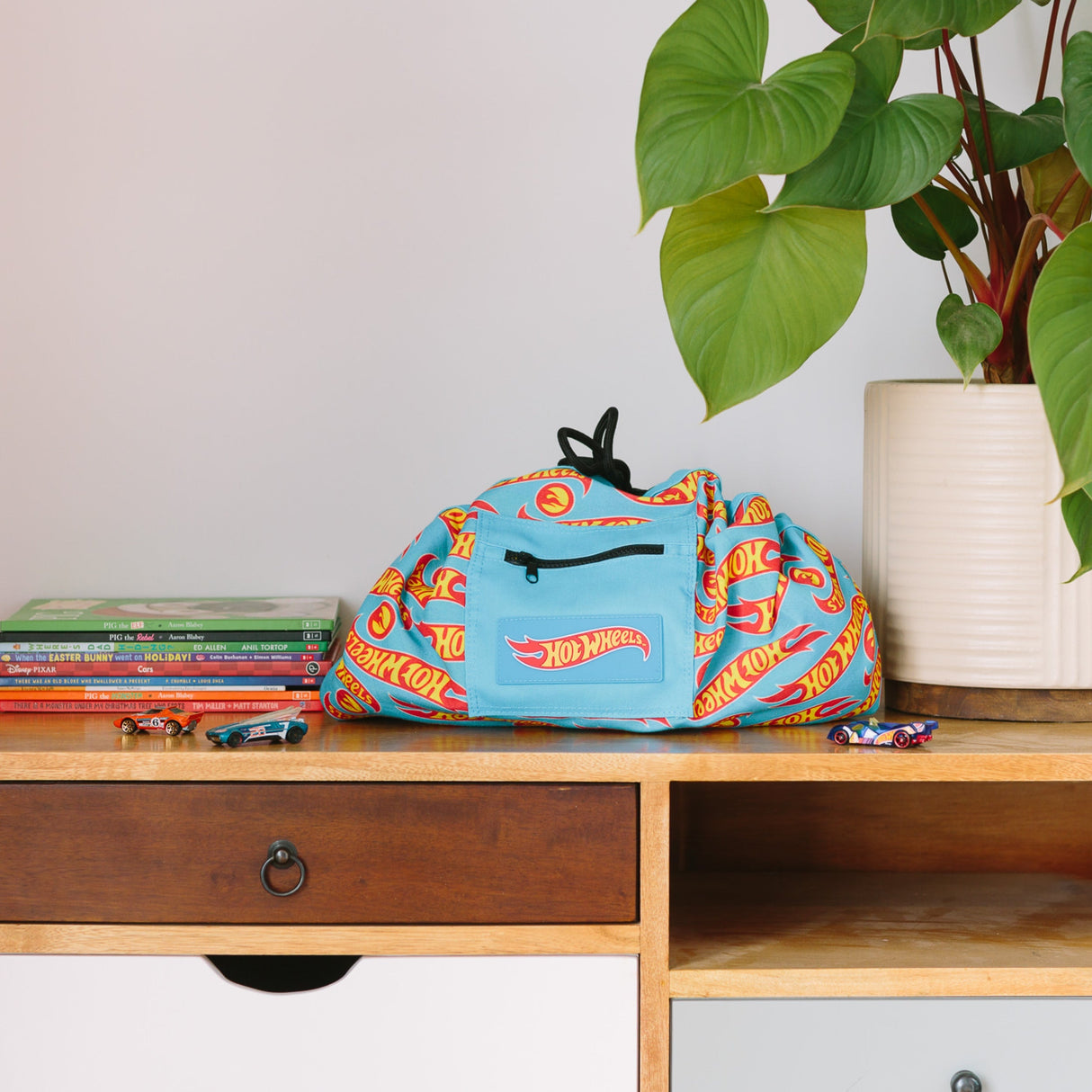 Play Pouch: Mini Pouch - Hot Wheels Race Day