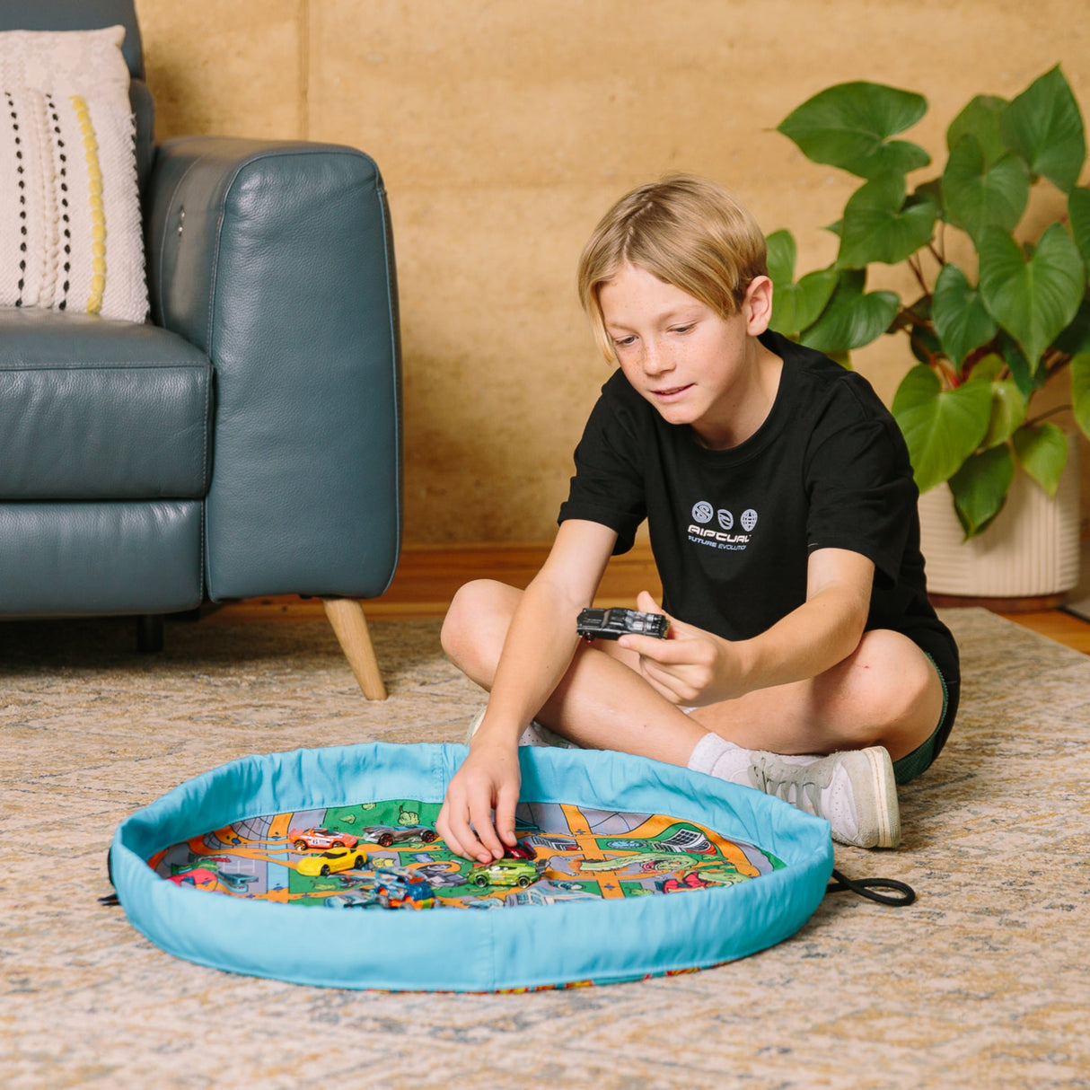 Play Pouch: Mini Pouch - Hot Wheels Race Day
