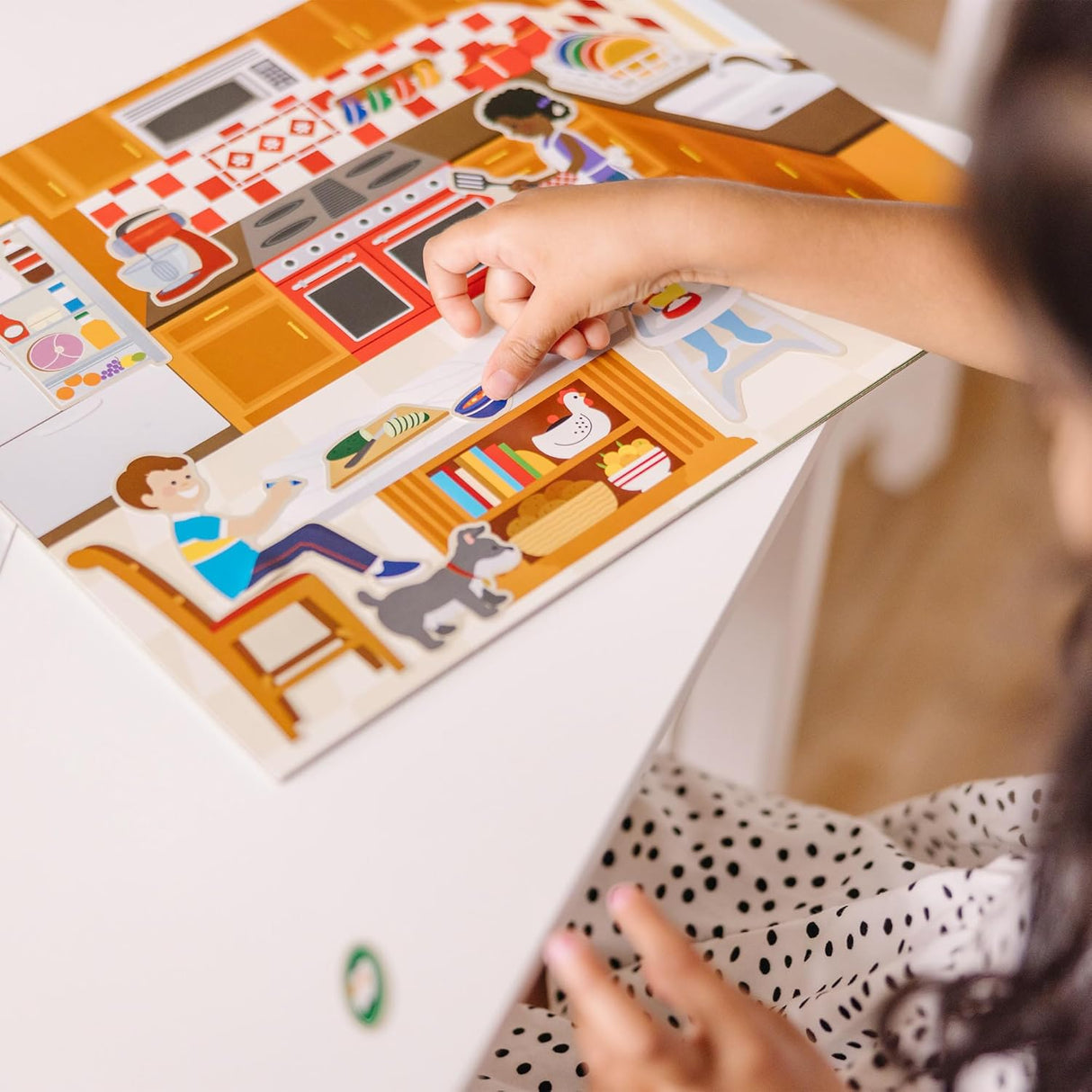 Melissa & Doug: Reusable Sticker Pad: Play House