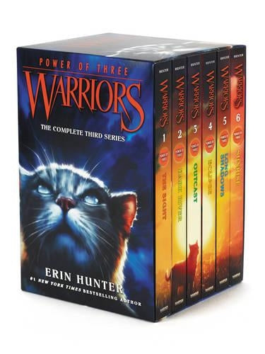 Warriorsシリーズ 18冊セット洋書 Warriors: Power of Three Box Set: Volumes 1 to 6 by Erin Hunter