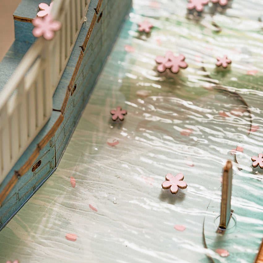 Rolife Sakura Densya Book Nook DIY Miniature Puzzle - (TGB01)