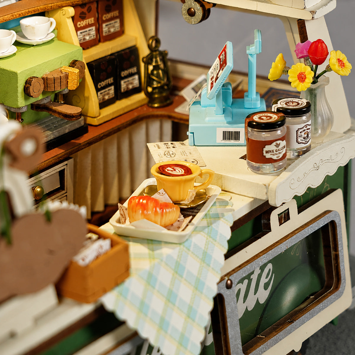 Rolife: Leo's Coffee Truck DIY Miniature Puzzle