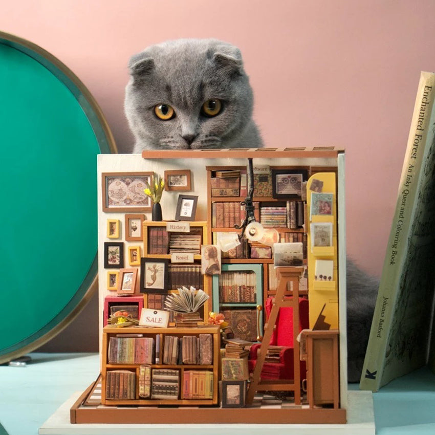 Rolife Sam’s Study DIY Miniature Puzzle - (DG102)