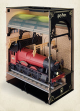 Harry Potter: Official Hogwarts Express Book Nook (With Lights!)