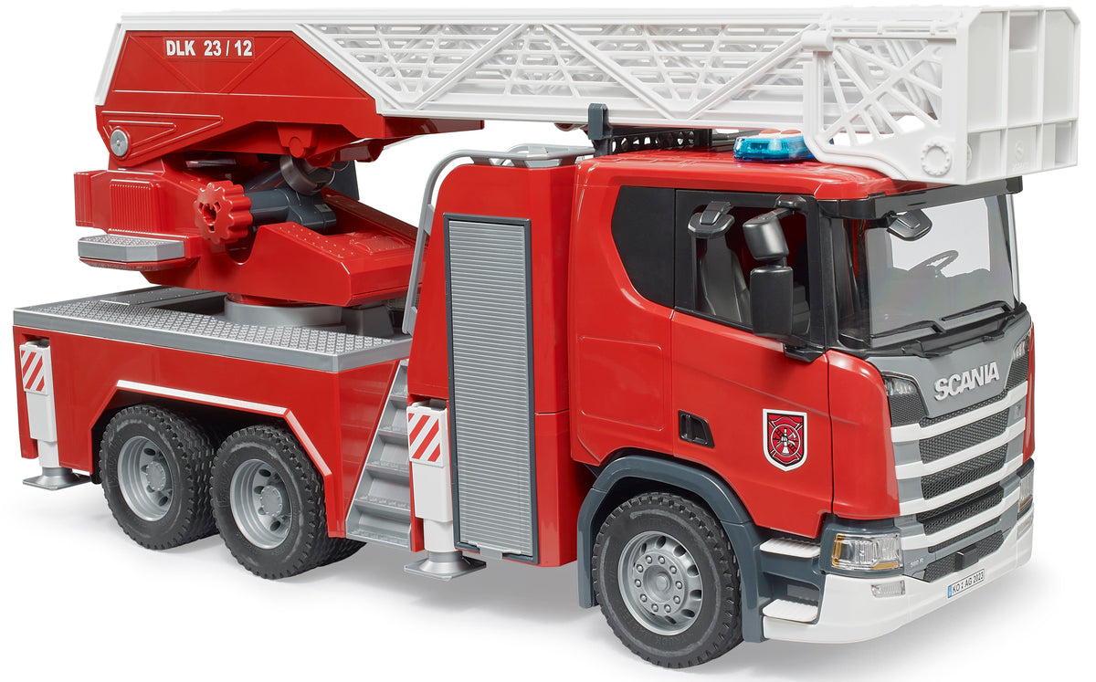 Bruder: Scania Super 560R Fire Engine with Light & Sound Module
