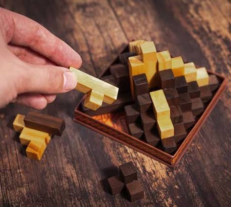 Professor Puzzle: Myths and Legends El Dorado